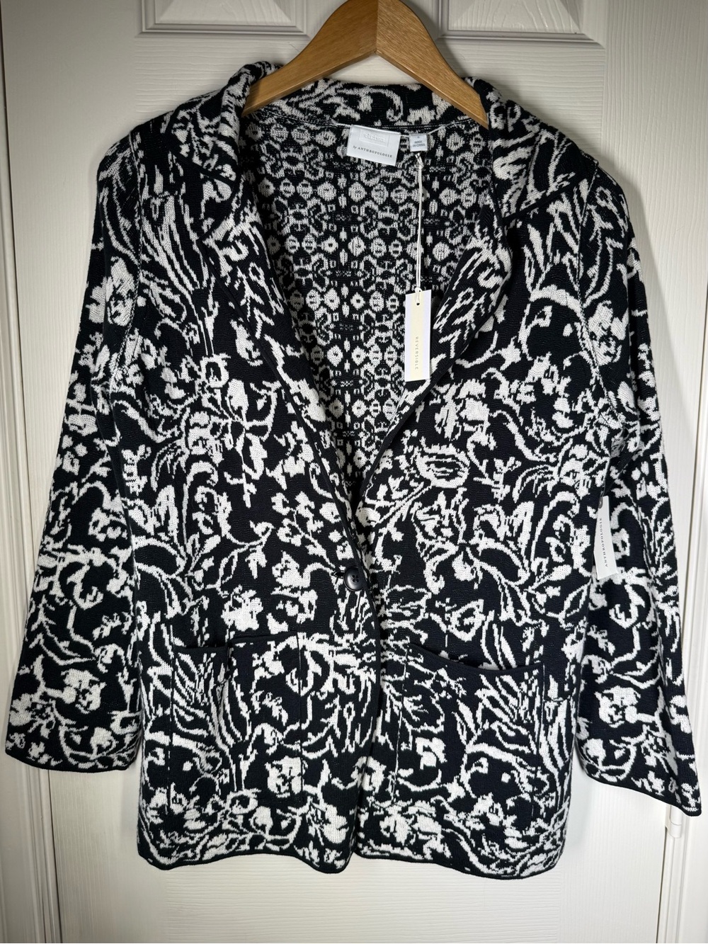 NWT Anthropologie Reversible Black and White Floral Knit Cardigan